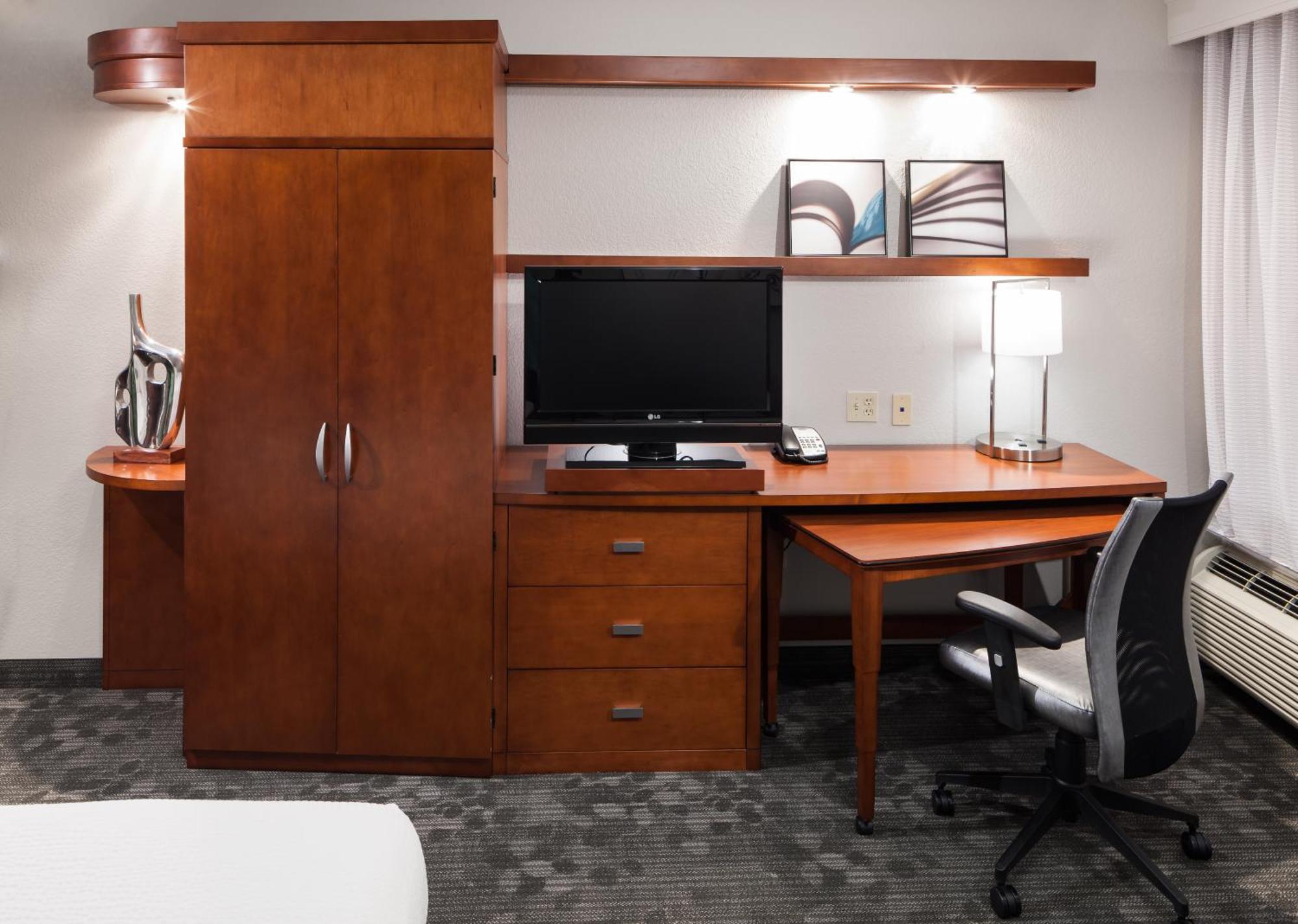 Courtyard By Marriott Miami At Dolphin Mall Sweetwater Exteriör bild