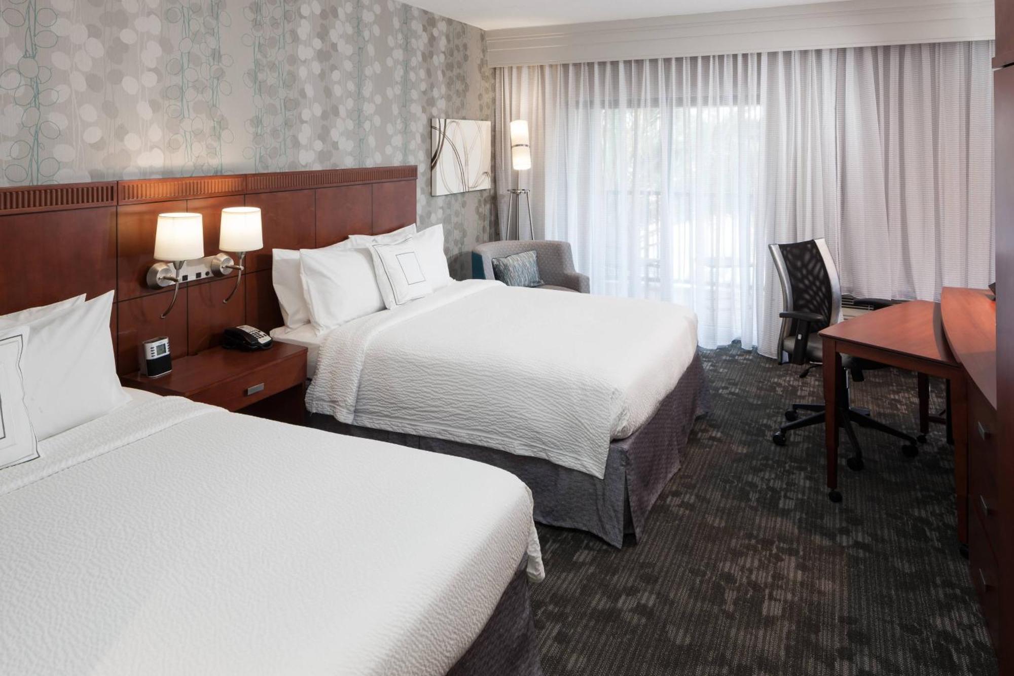 Courtyard By Marriott Miami At Dolphin Mall Sweetwater Exteriör bild